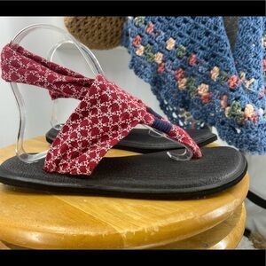 Sanuk Women's Yoga Sling Patriot Fabric yoga Sandal 7